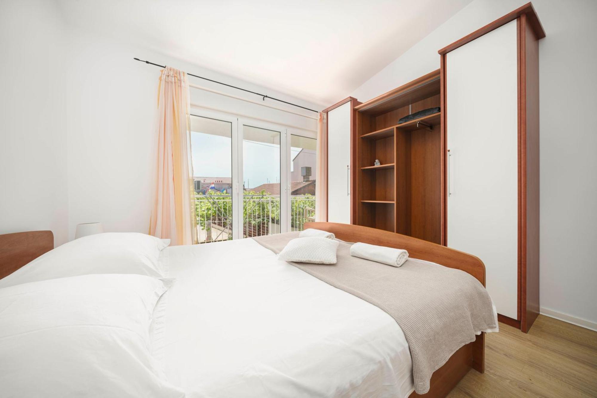 Apartments Vitis - City Centre - Free Parking Vodice Dış mekan fotoğraf