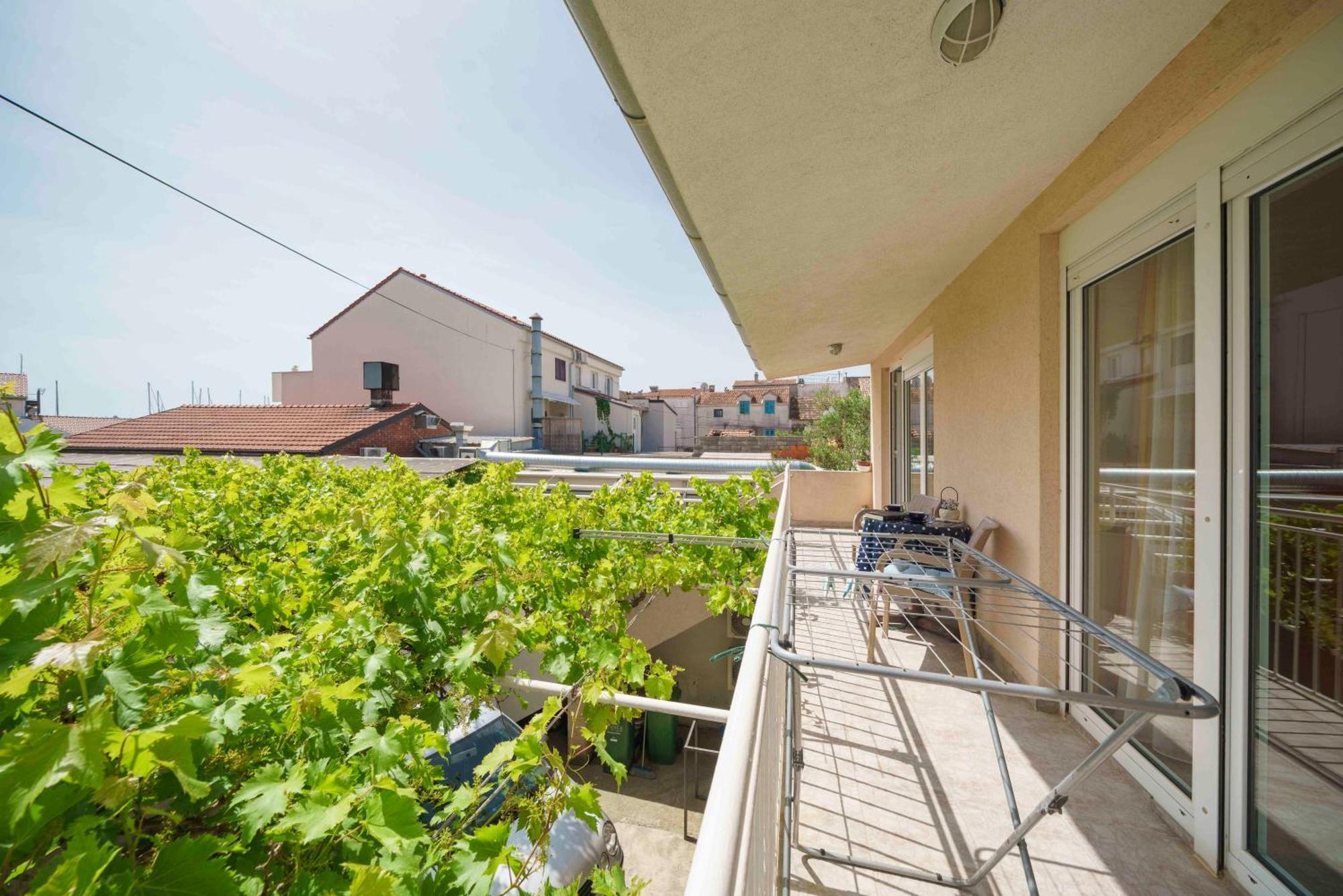 Apartments Vitis - City Centre - Free Parking Vodice Dış mekan fotoğraf