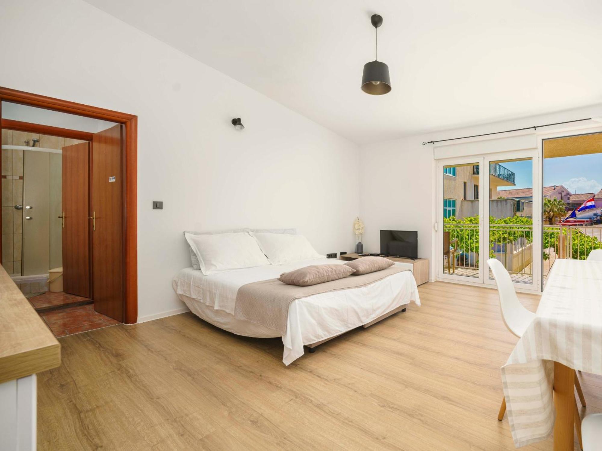 Apartments Vitis - City Centre - Free Parking Vodice Dış mekan fotoğraf
